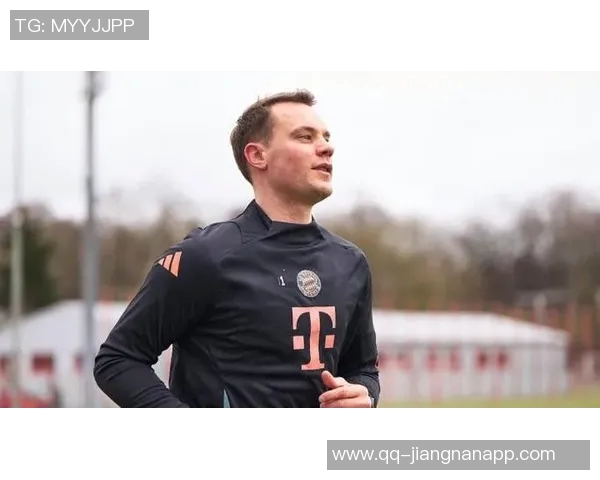 拜仁官方宣布诺伊尔肌肉纤维撕裂冬歇期后有望复出