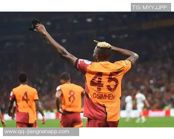 多尔古赞曼联全队拼搏精神称今天表现堪称顶级比赛